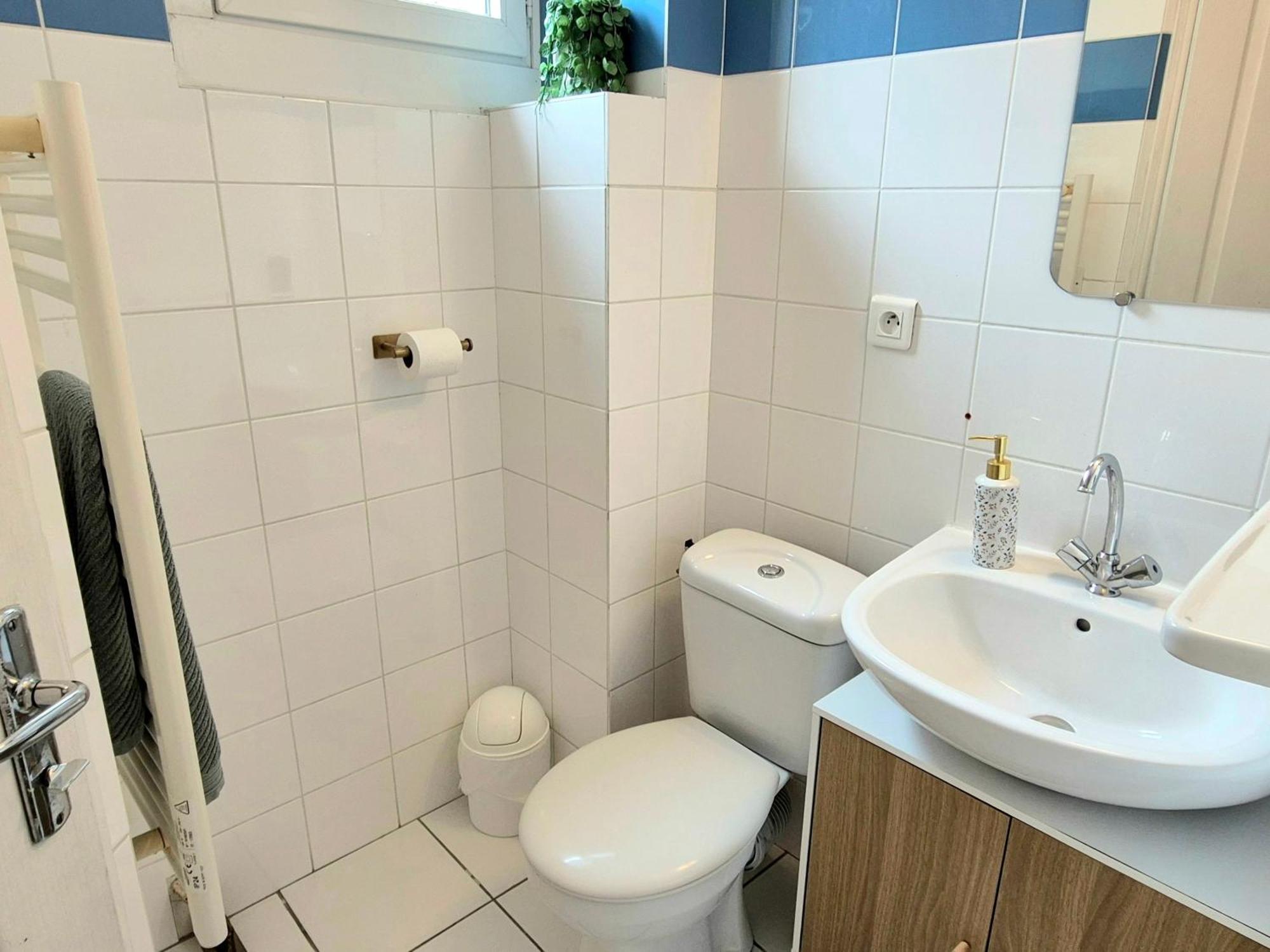 Verdant Oasis - Proche Du Centre - Wifi Gratuit - Parking A Proximite Lourdes Exterior foto